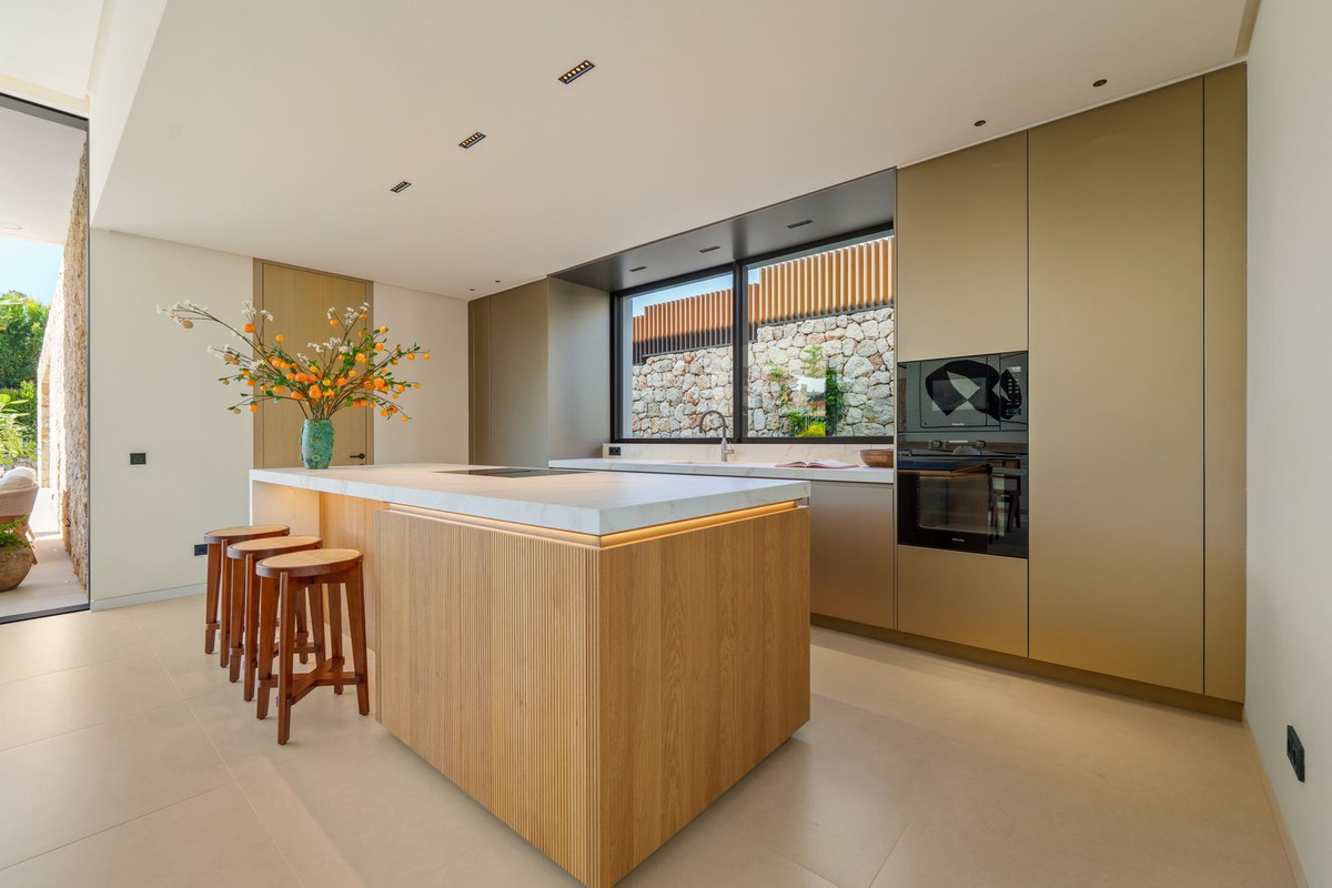 Huis te koop in Marbella | 5 slaapkamers H5322553