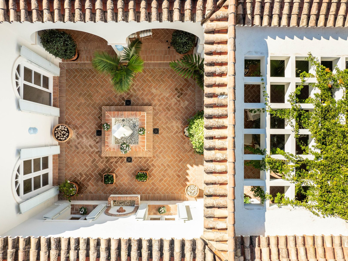 Huis te koop in Marbella | 5 slaapkamers H5322580