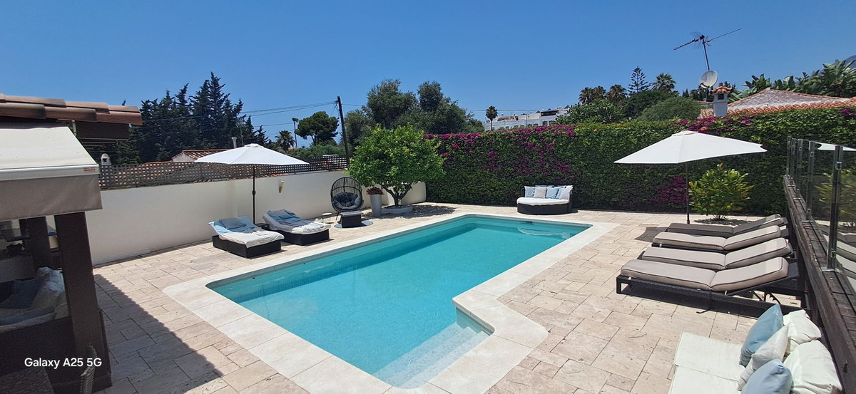 Huis te koop in Marbella | 6 slaapkamers H5324446