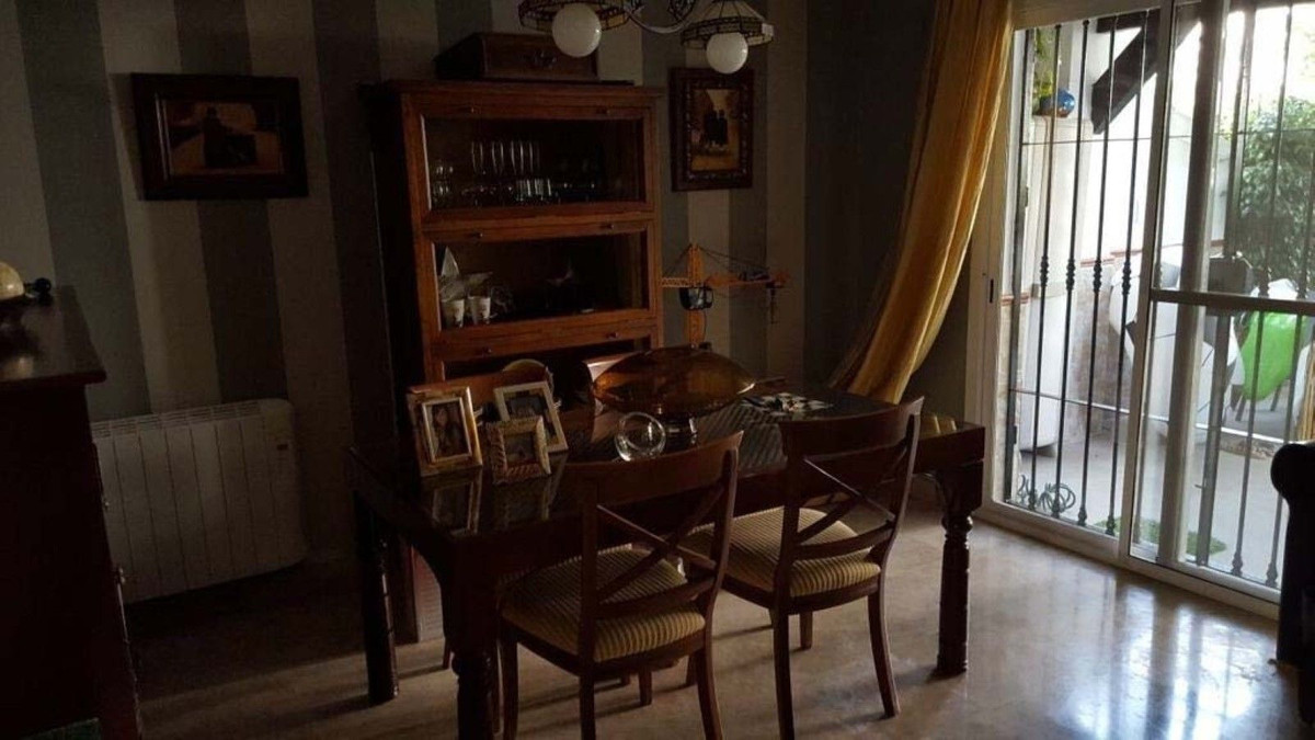 Huis te koop in Marbella | 4 slaapkamers H5329639