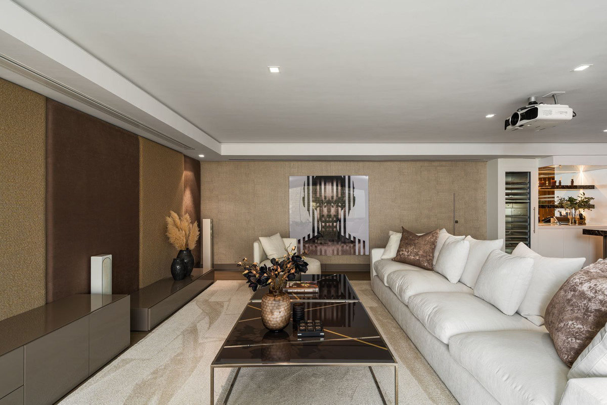 Huis te koop in Marbella | 4 slaapkamers H5329699