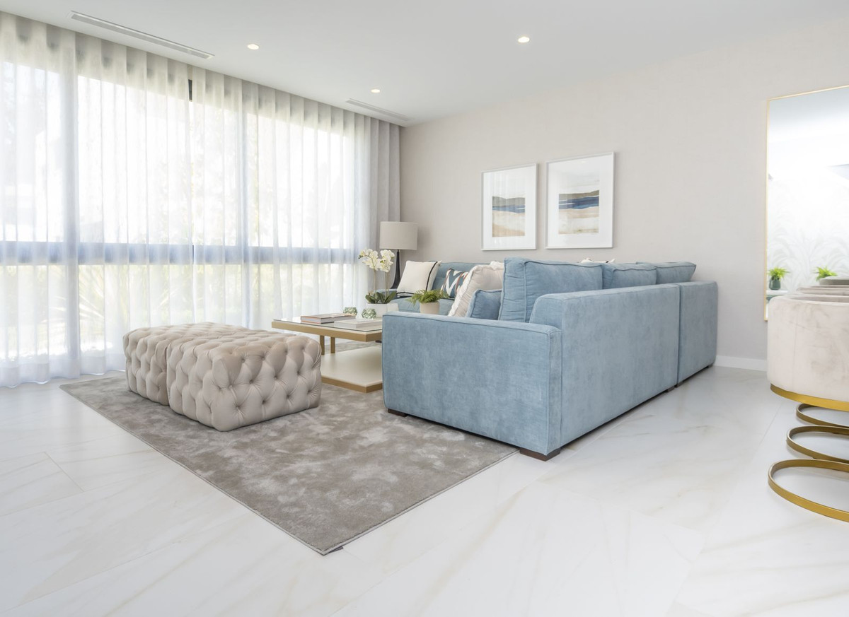 Appartement te koop in Marbella | 4 slaapkamers H5329864