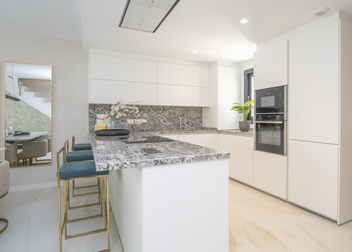 Appartement te koop in Marbella | 4 slaapkamers H5329864