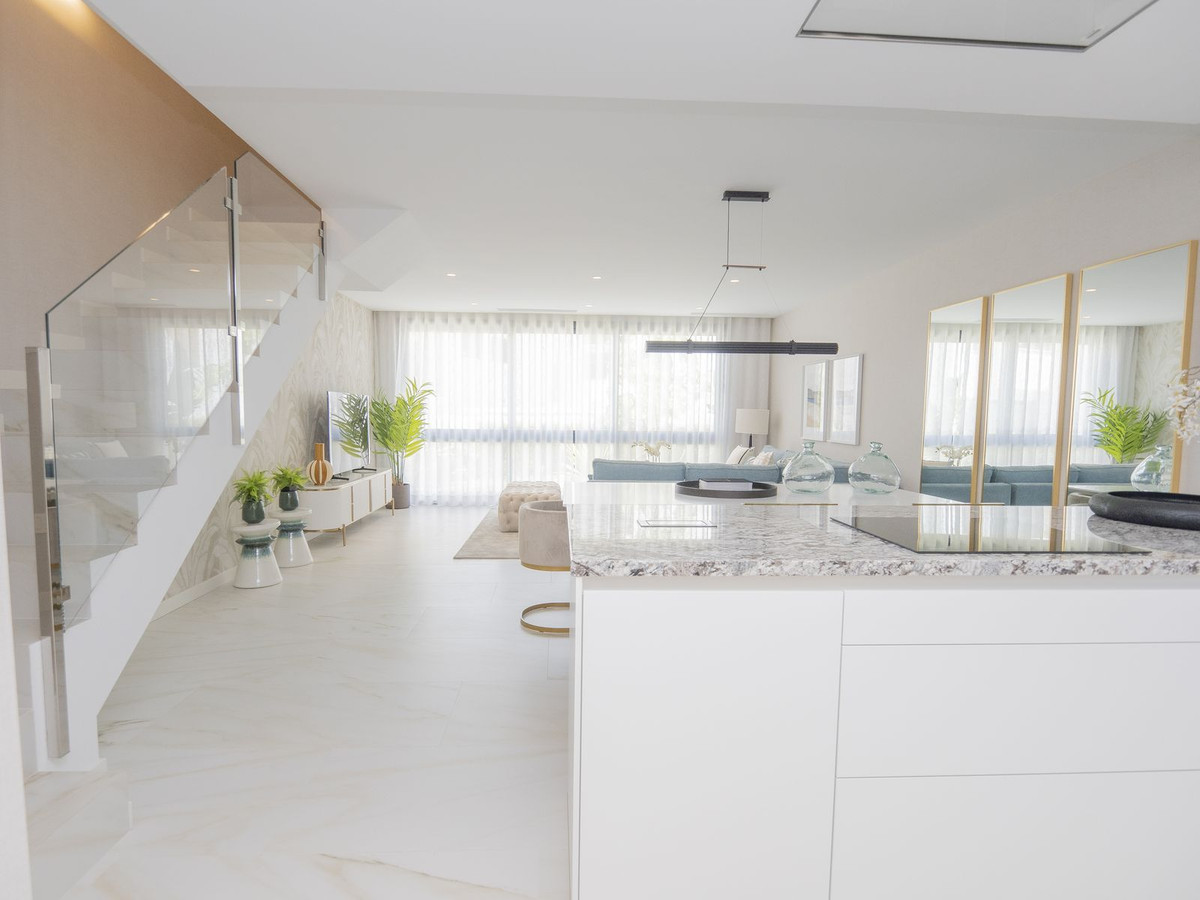 Appartement te koop in Marbella | 4 slaapkamers H5329864