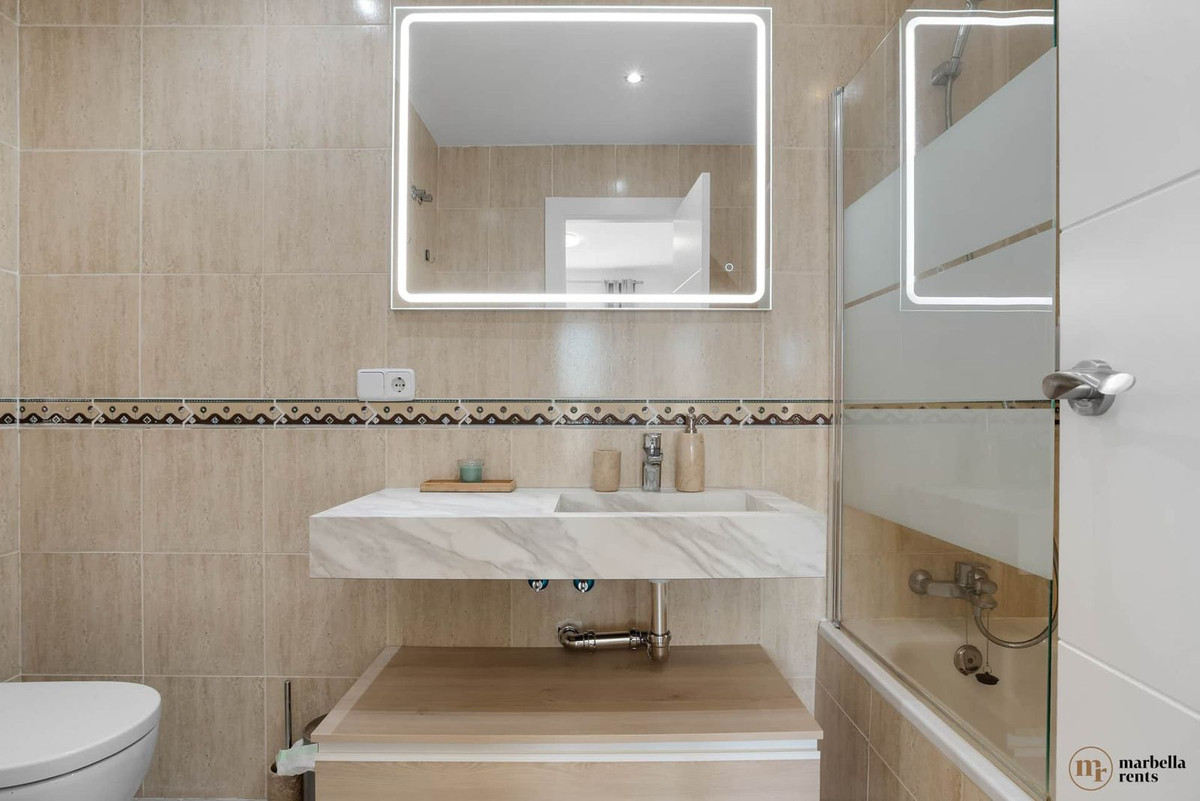 Huis te koop in Marbella | 6 slaapkamers H5337880