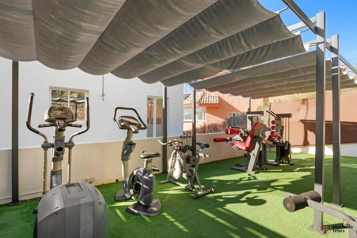 Huis te koop in Marbella | 6 slaapkamers H5337880