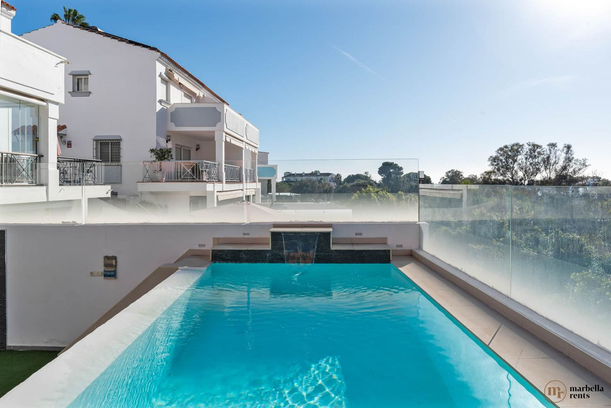 Huis te koop in Marbella | 6 slaapkamers H5337880