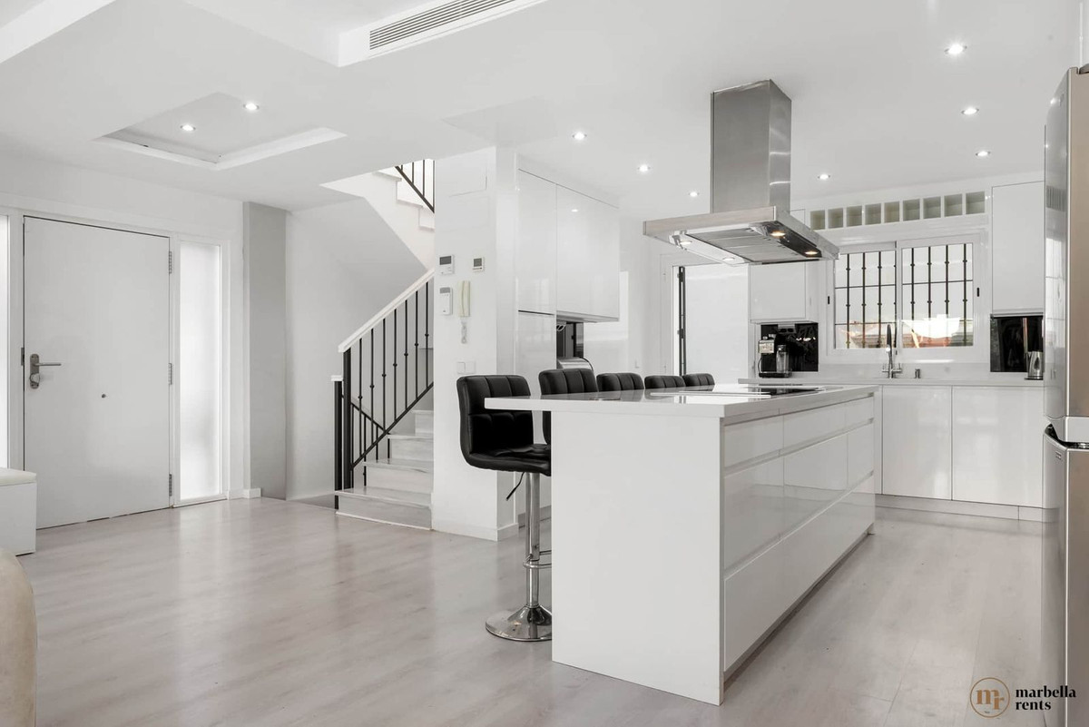 Huis te koop in Marbella | 6 slaapkamers H5337880