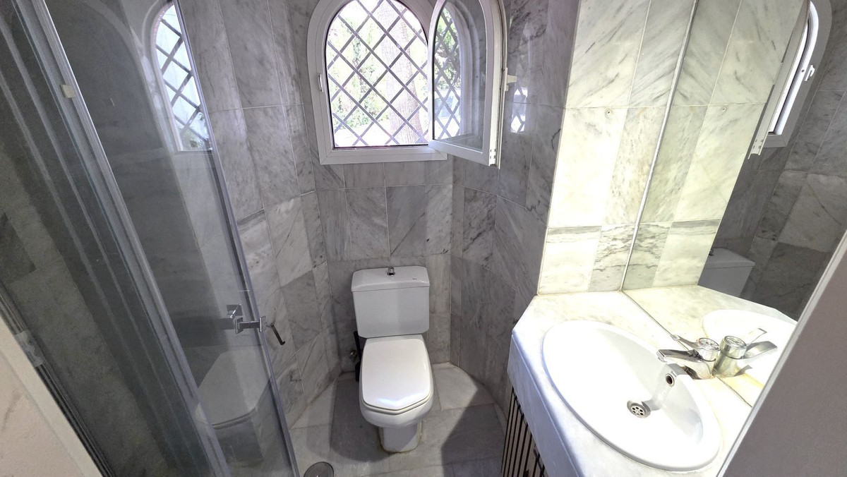 Huis te koop in Marbella | 3 slaapkamers H5338816