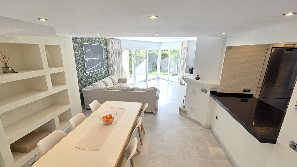 Huis te koop in Marbella | 3 slaapkamers H5338816