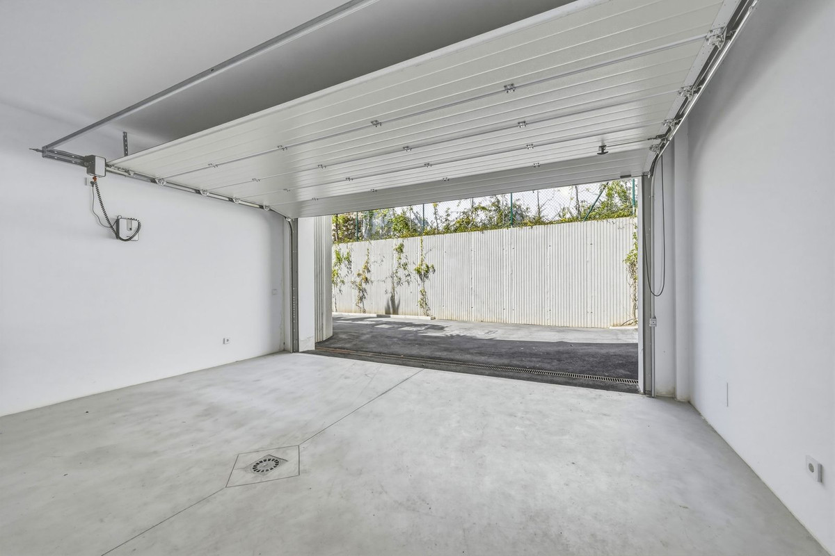 Property main view 40