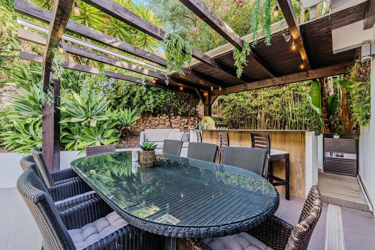 Huis te koop in Marbella | 5 slaapkamers H5347324