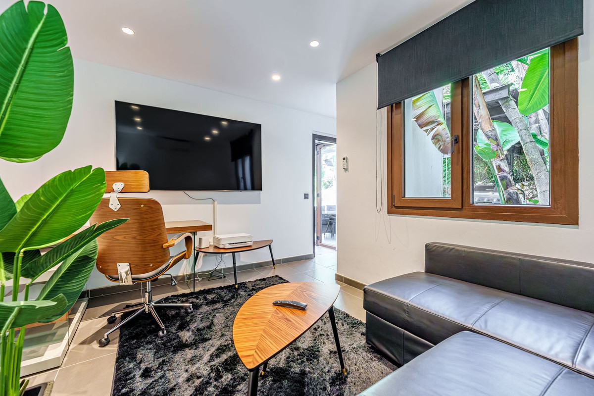 Huis te koop in Marbella | 5 slaapkamers H5347324