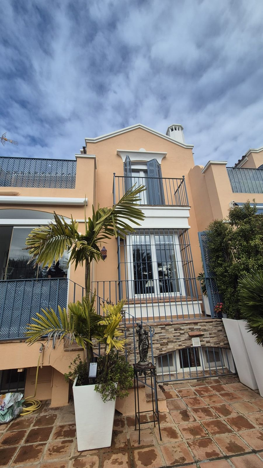 Huis te koop in Marbella | 3 slaapkamers H5348101