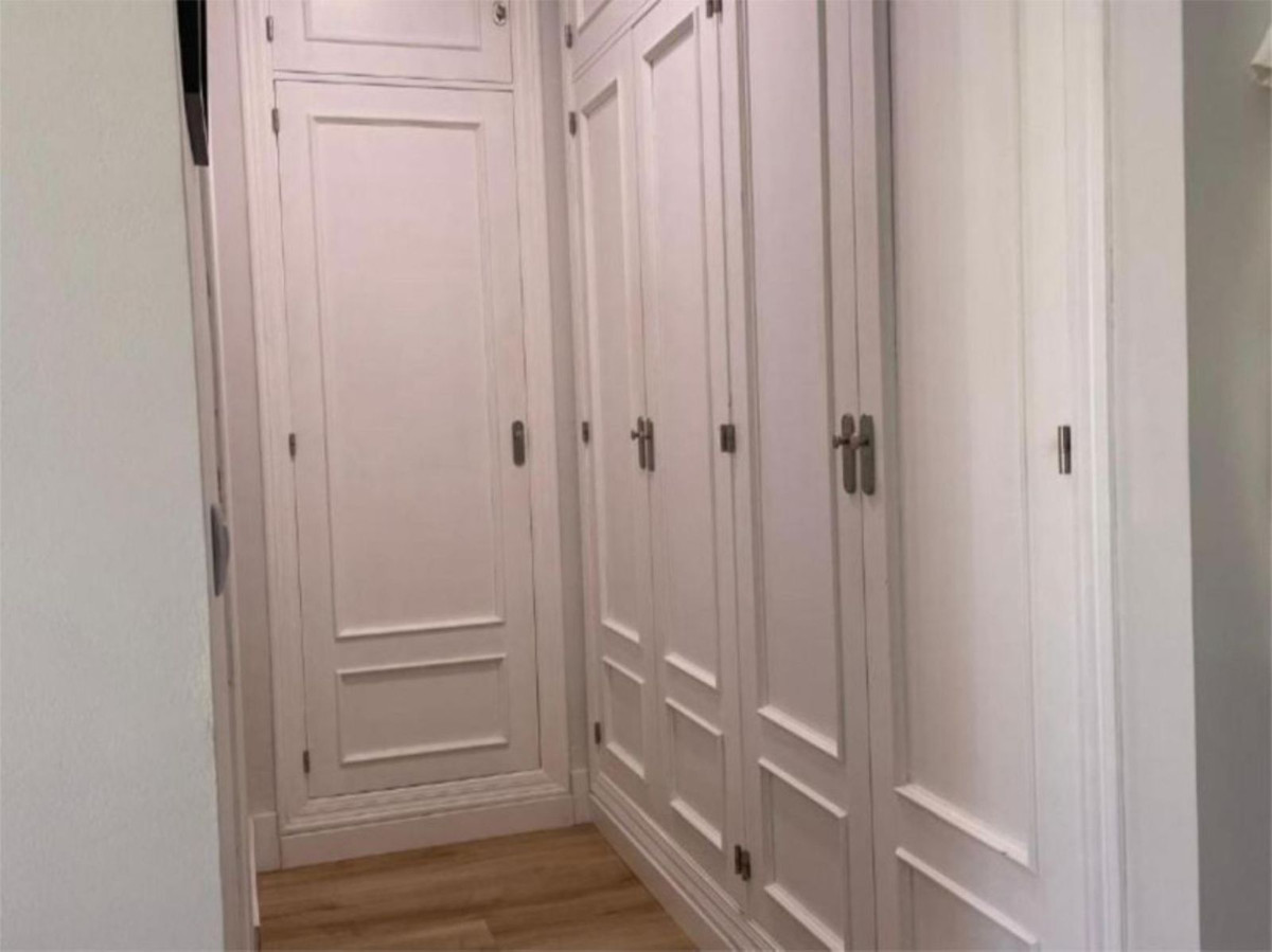 Huis te koop in Marbella | 4 slaapkamers H5349352