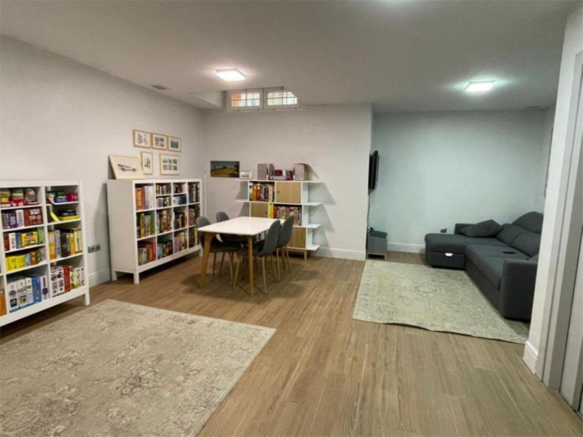 Huis te koop in Marbella | 4 slaapkamers H5349352