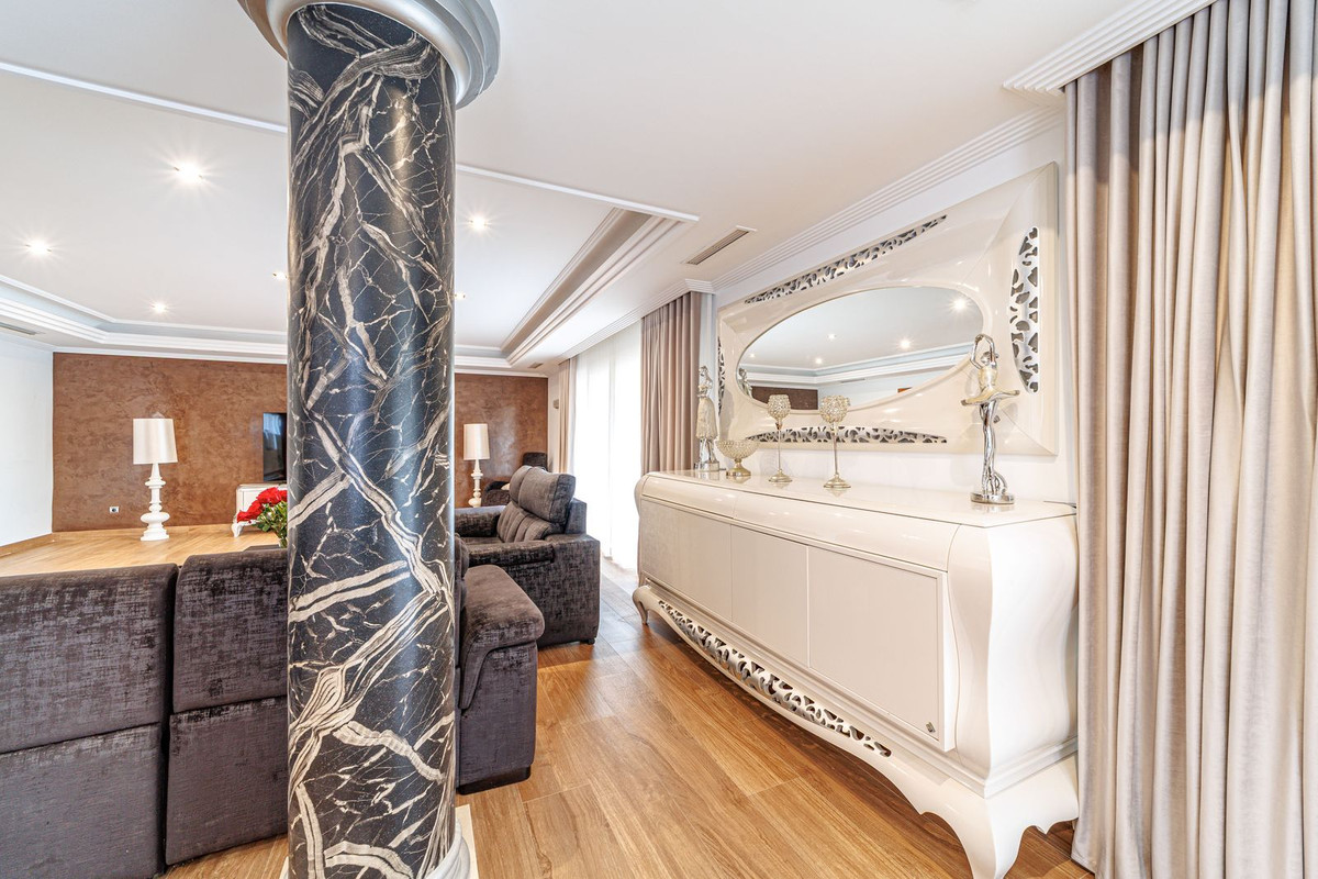 Huis te koop in Marbella | 8 slaapkamers H5350144