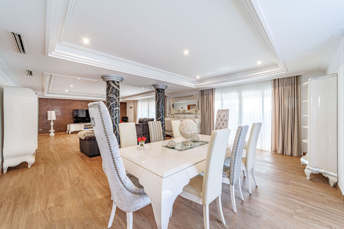 Huis te koop in Marbella | 8 slaapkamers H5350144