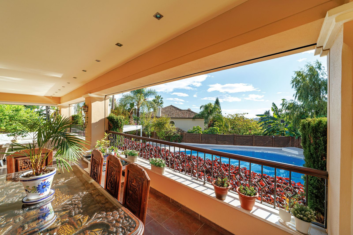 Huis te koop in Marbella | 8 slaapkamers H5350144