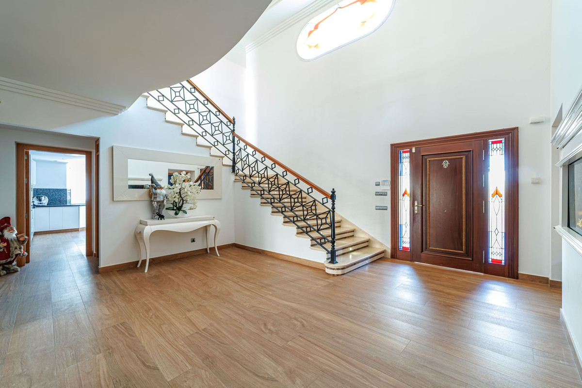 Huis te koop in Marbella | 8 slaapkamers H5350144