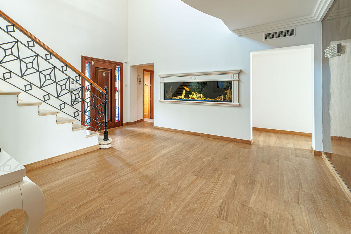 Huis te koop in Marbella | 8 slaapkamers H5350144