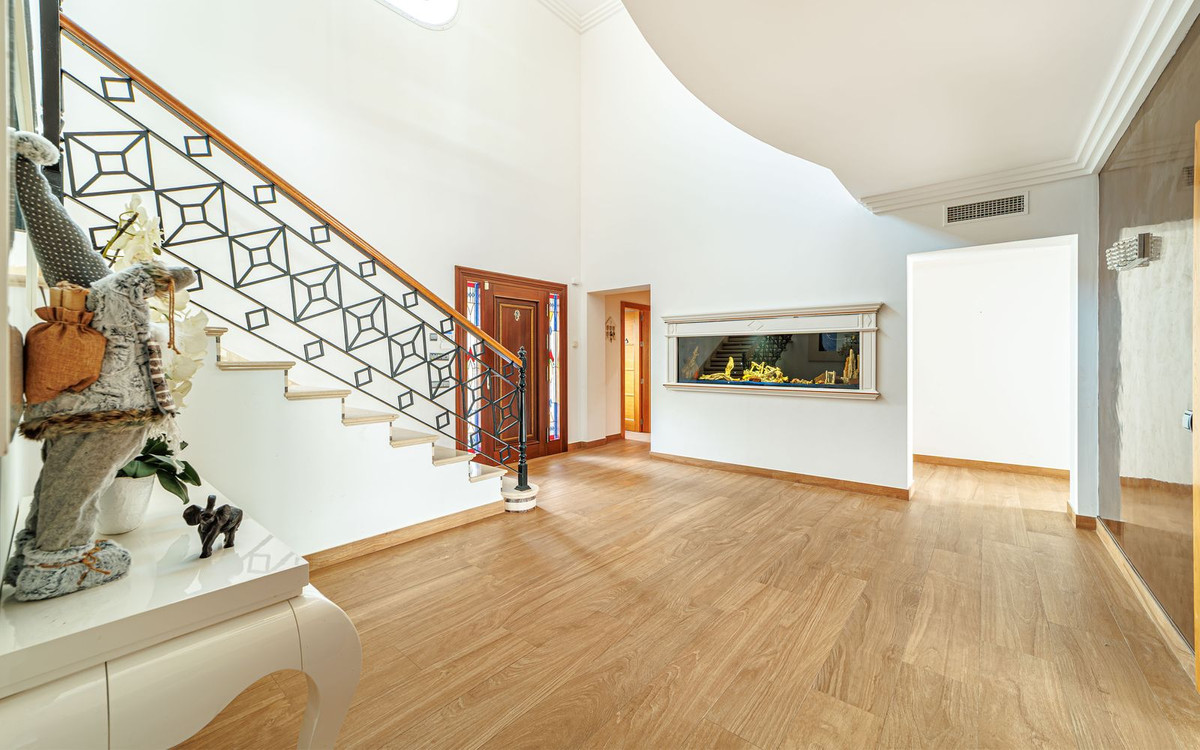 Huis te koop in Marbella | 8 slaapkamers H5350144