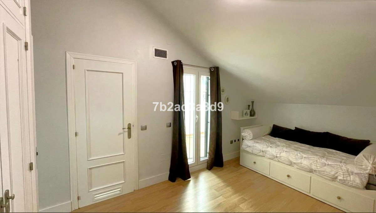 Huis te koop in Marbella | 4 slaapkamers H5353528