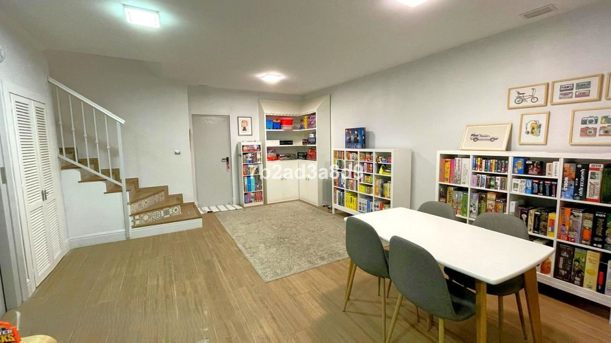 Huis te koop in Marbella | 4 slaapkamers H5353528