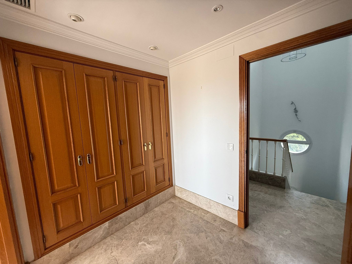 Huis te koop in Marbella | 3 slaapkamers H5359879