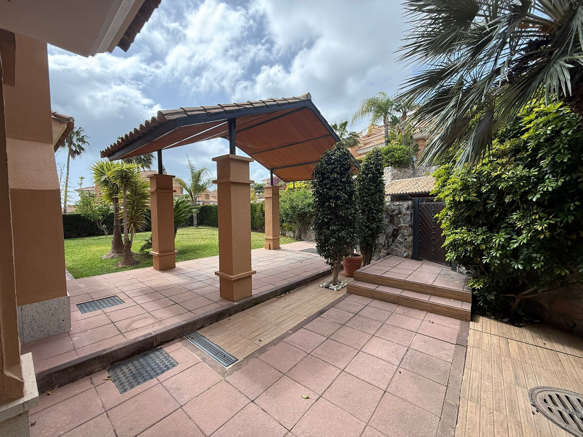 Huis te koop in Marbella | 3 slaapkamers H5359879