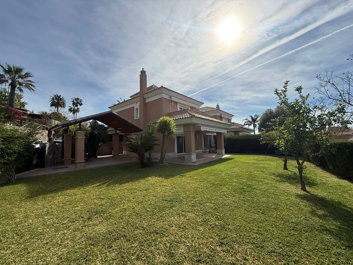 Huis te koop in Marbella | 3 slaapkamers H5359879