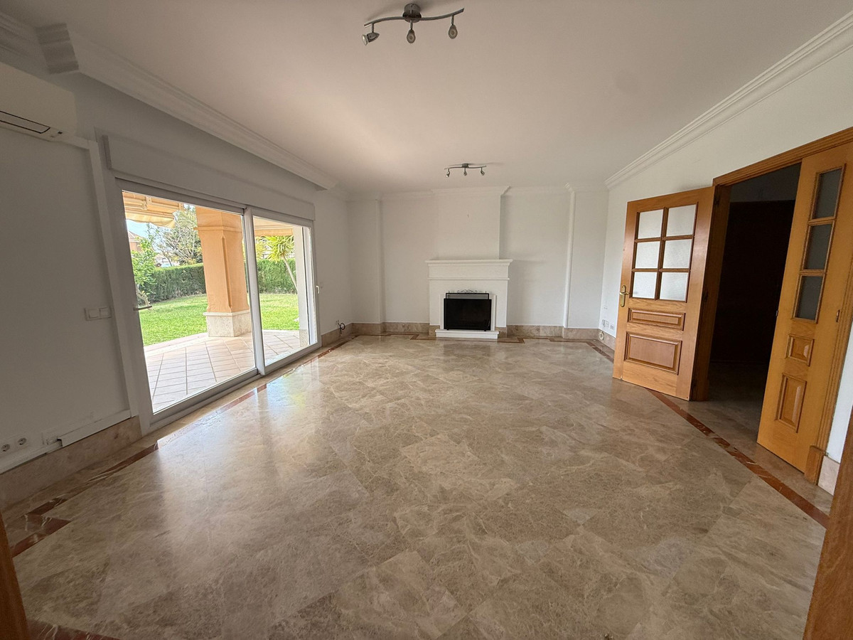 Huis te koop in Marbella | 3 slaapkamers H5359879