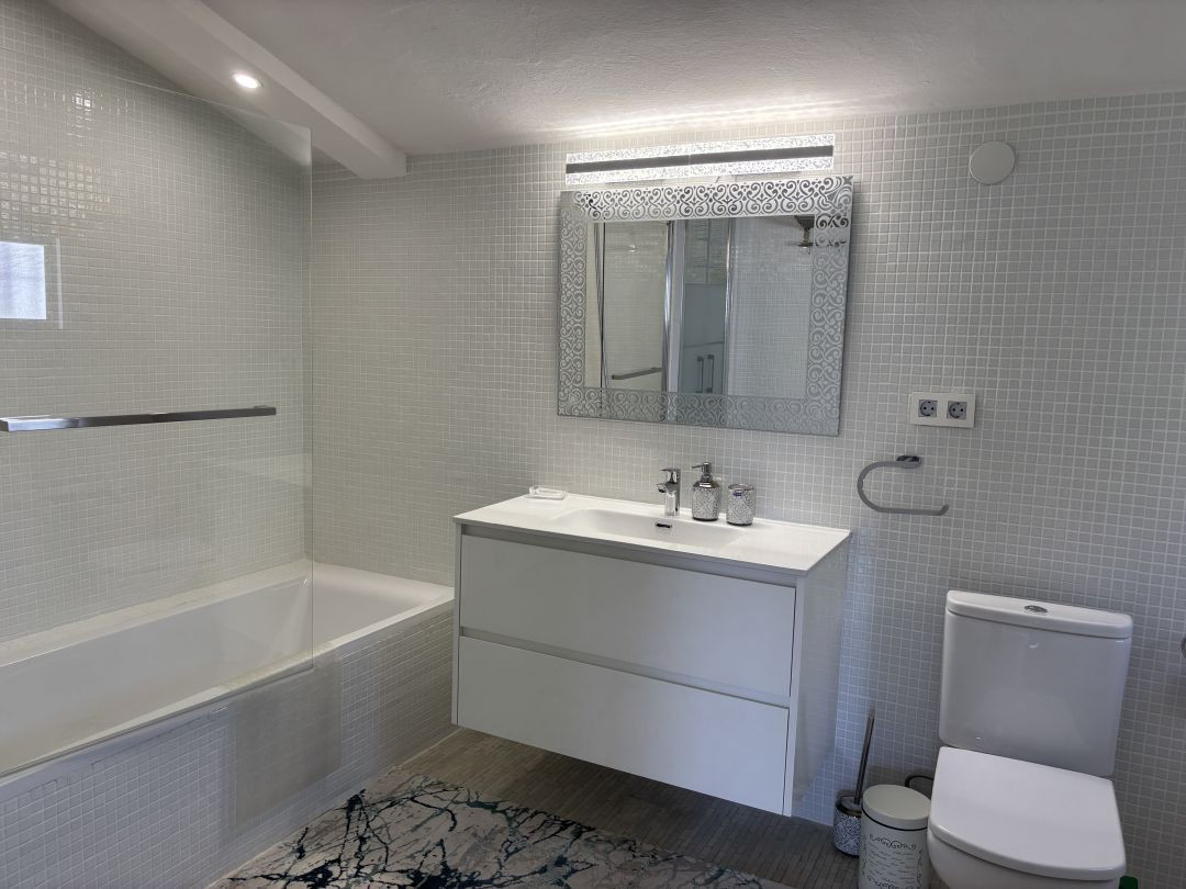 Huis te koop in Marbella | 4 slaapkamers H5359933