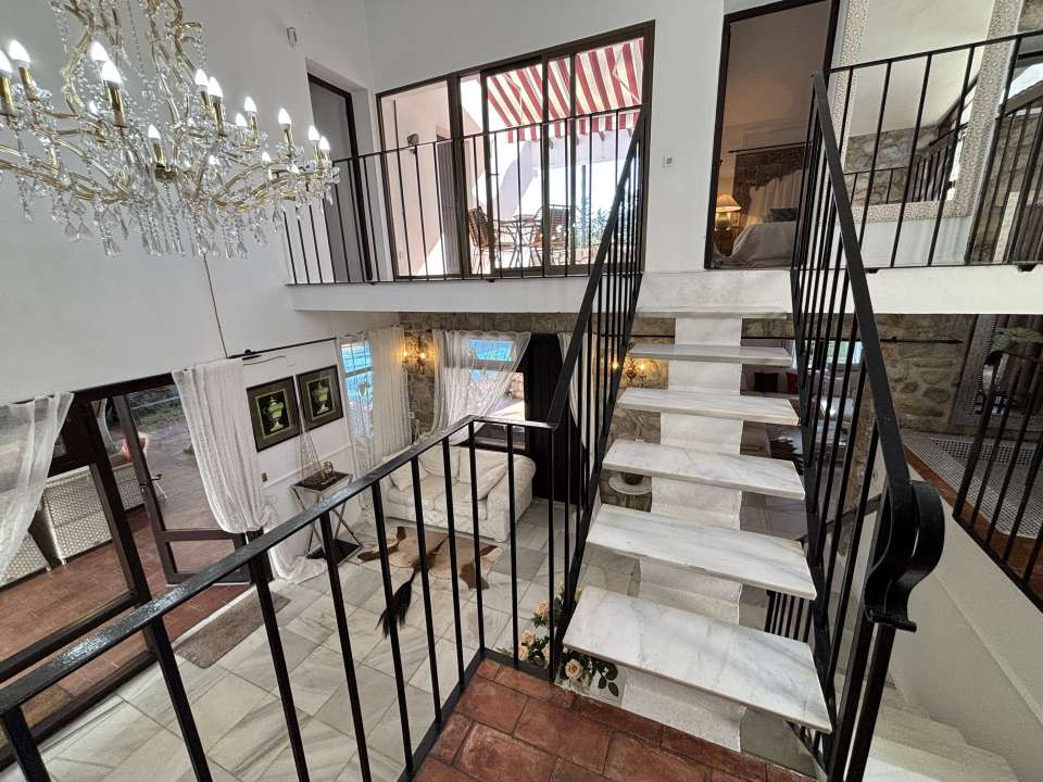 Huis te koop in Marbella | 4 slaapkamers H5359933