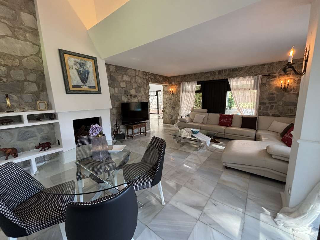 Huis te koop in Marbella | 4 slaapkamers H5359933