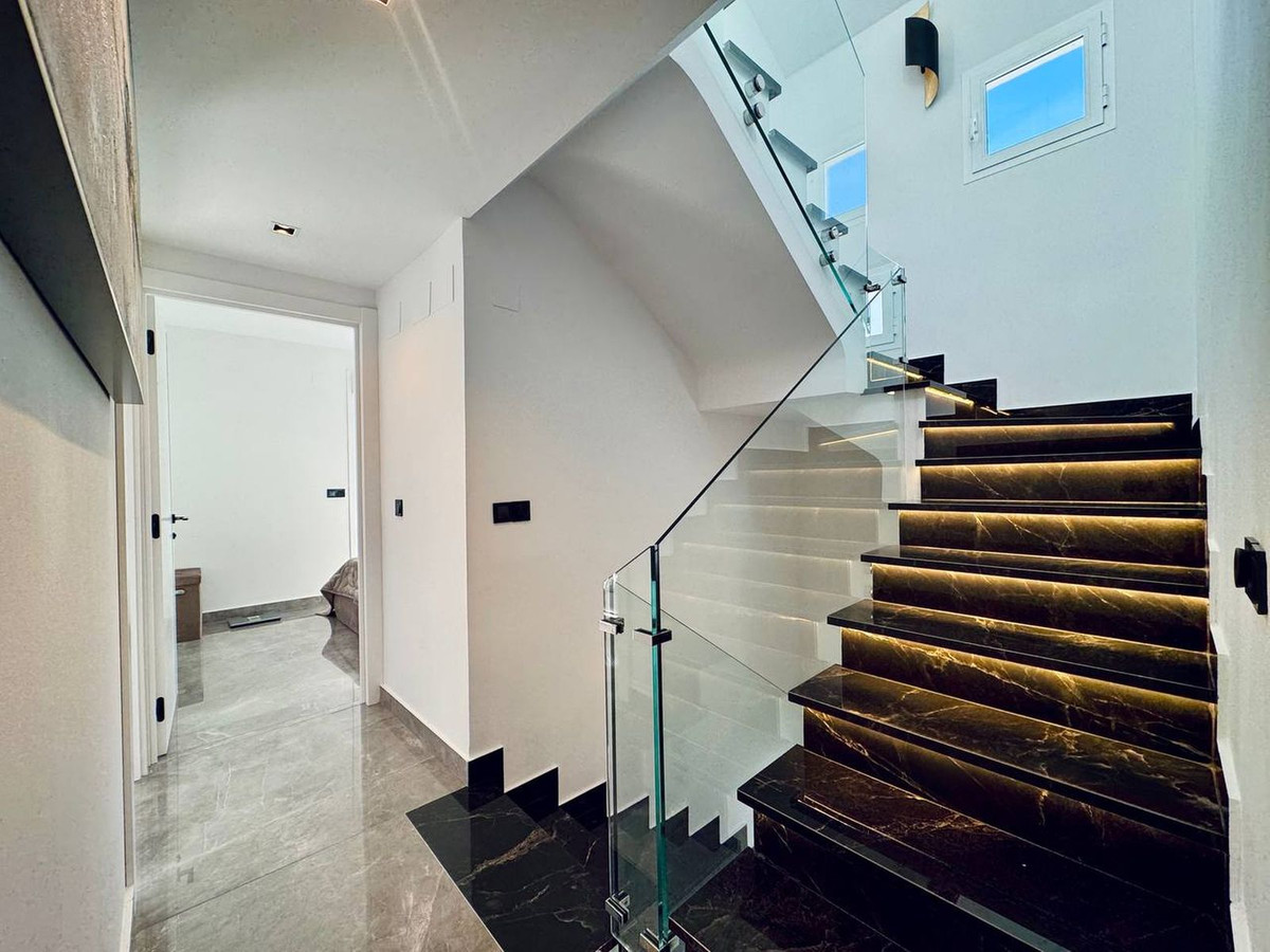 Huis te koop in Marbella | 3 slaapkamers H5361799