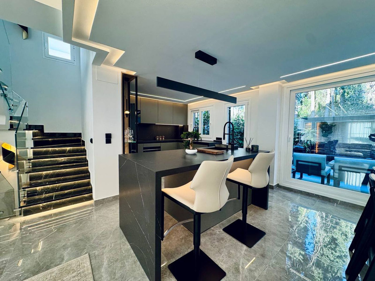 Huis te koop in Marbella | 3 slaapkamers H5361799