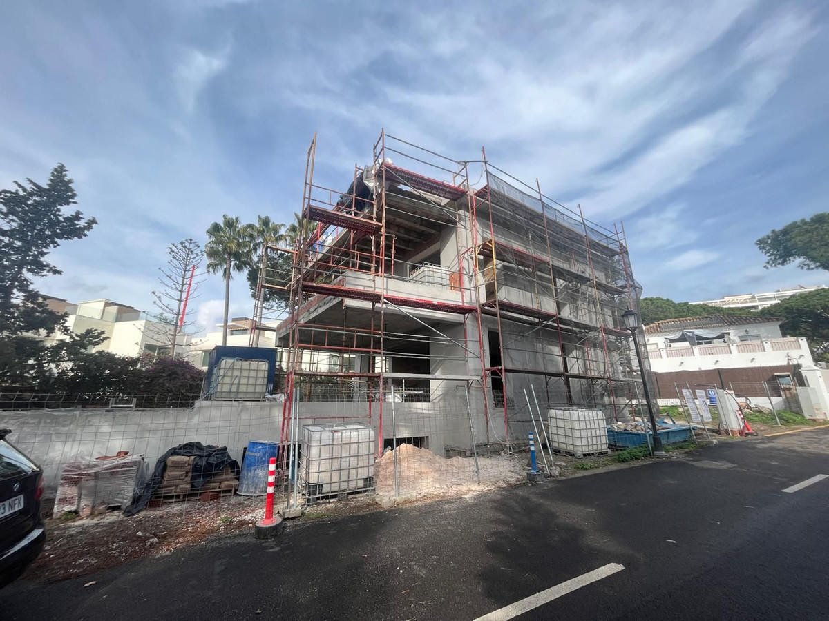 Huis te koop in Marbella | 4 slaapkamers H5368753