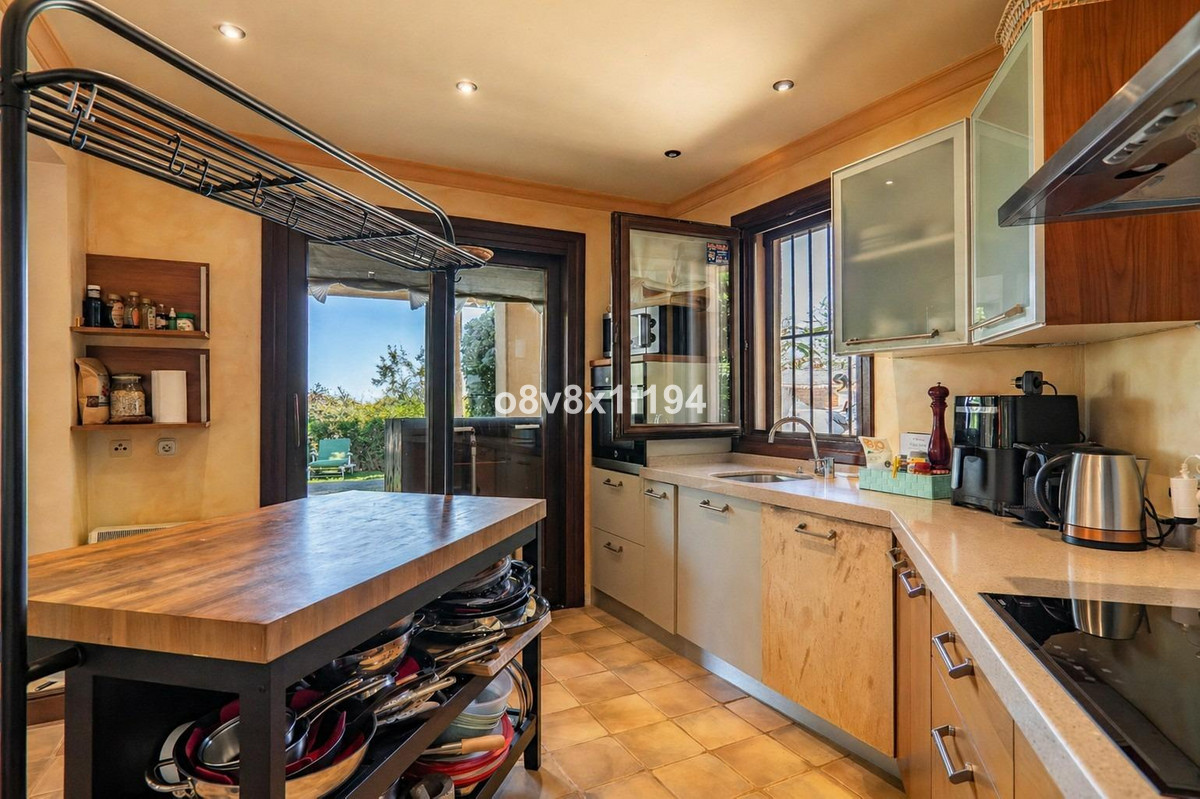 Huis te koop in Marbella | 2 slaapkamers H5369404