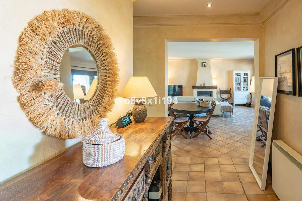 Huis te koop in Marbella | 2 slaapkamers H5369404