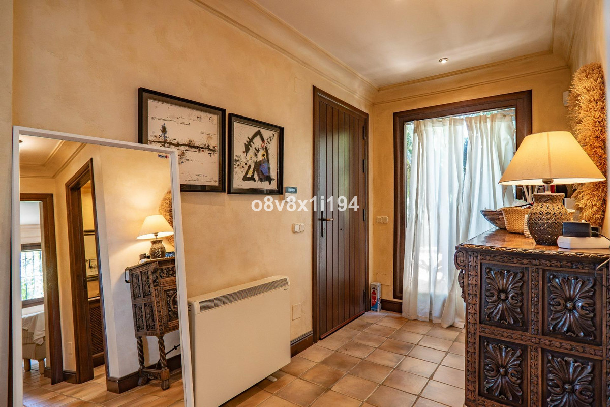 Huis te koop in Marbella | 2 slaapkamers H5369404