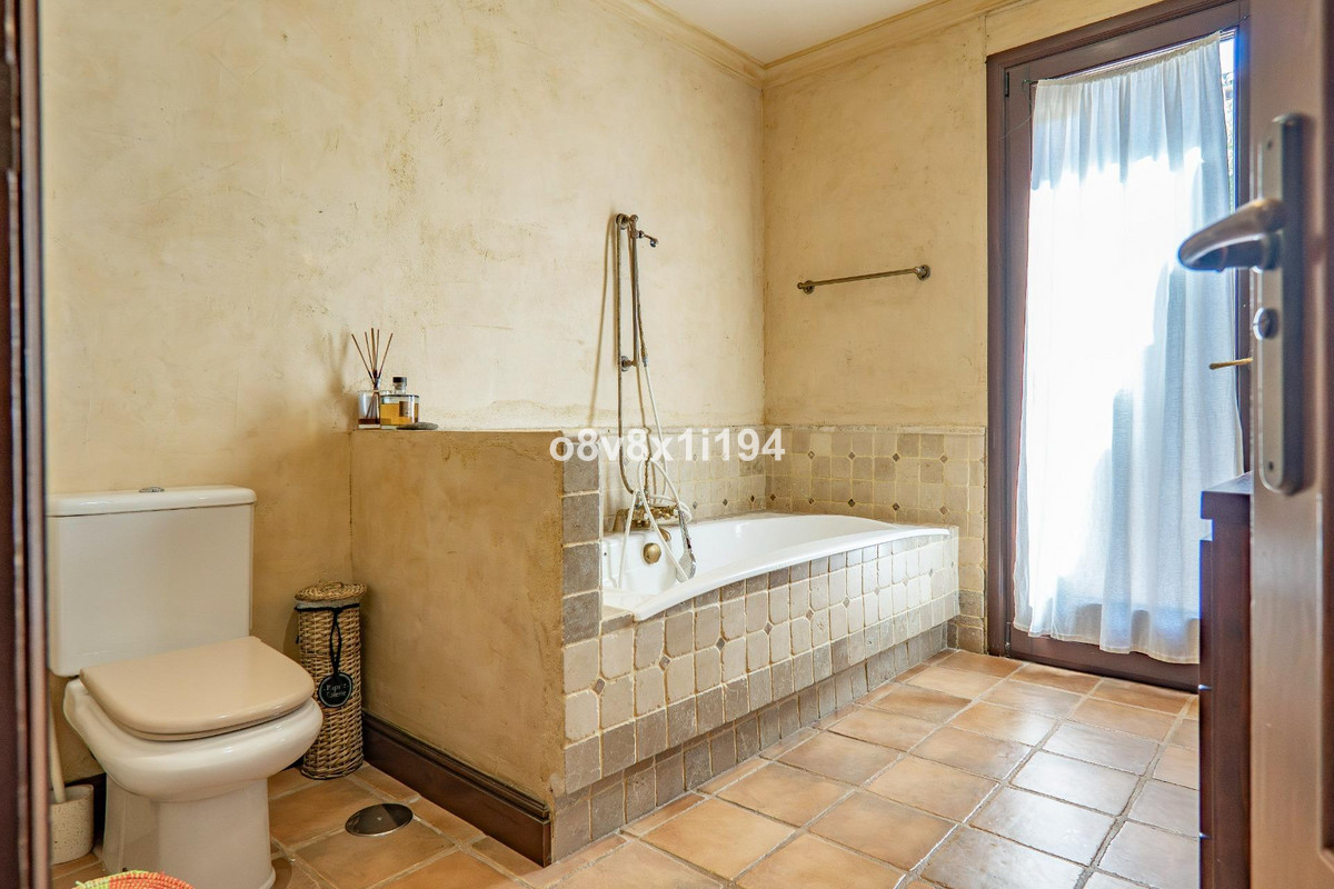 Huis te koop in Marbella | 2 slaapkamers H5369404