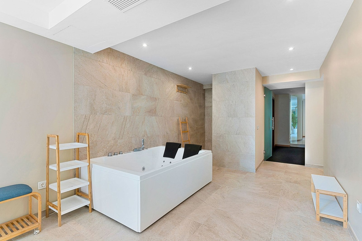 Property main view 33