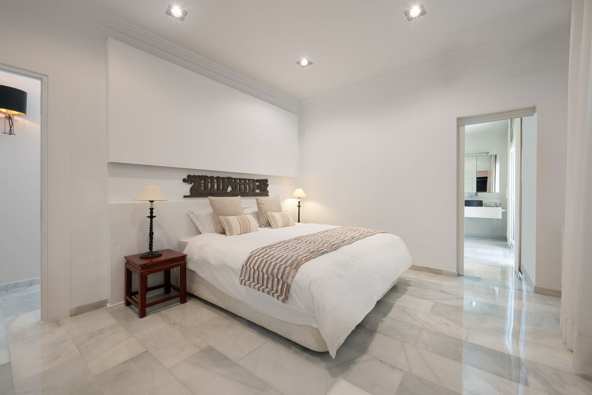 Property main view 33