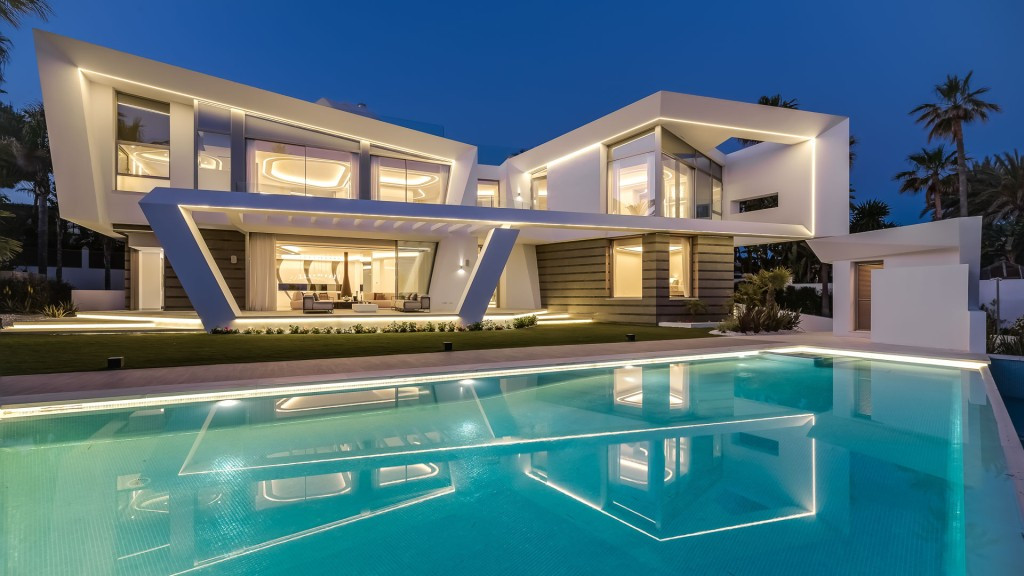Huis te koop in Marbella | 6 slaapkamers H5376523