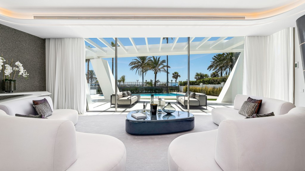 Huis te koop in Marbella | 6 slaapkamers H5376523
