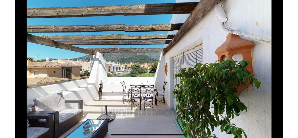 Huis te koop in Marbella | 3 slaapkamers H5378962