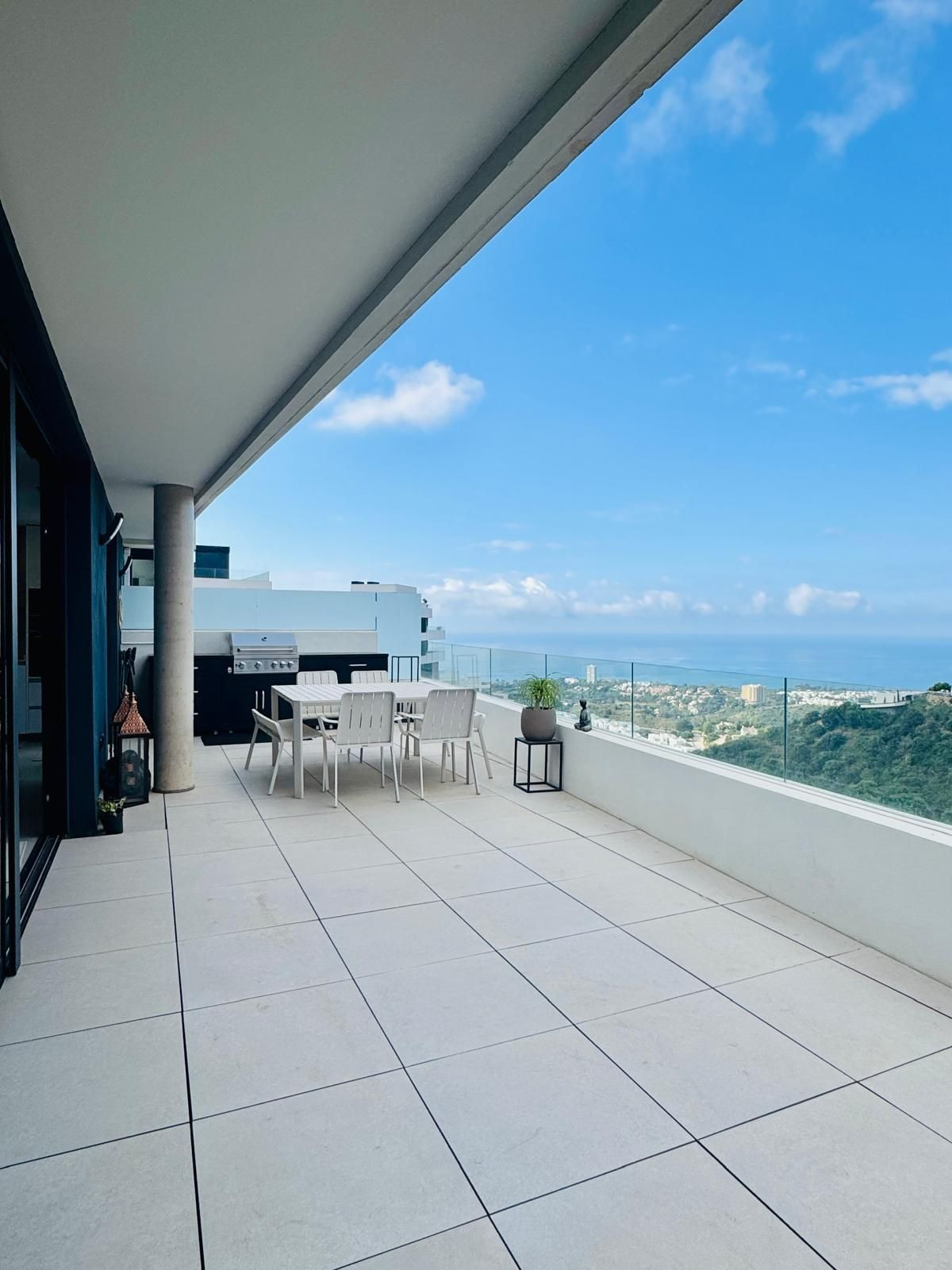 Huis te koop in Marbella | 3 slaapkamers H5380975
