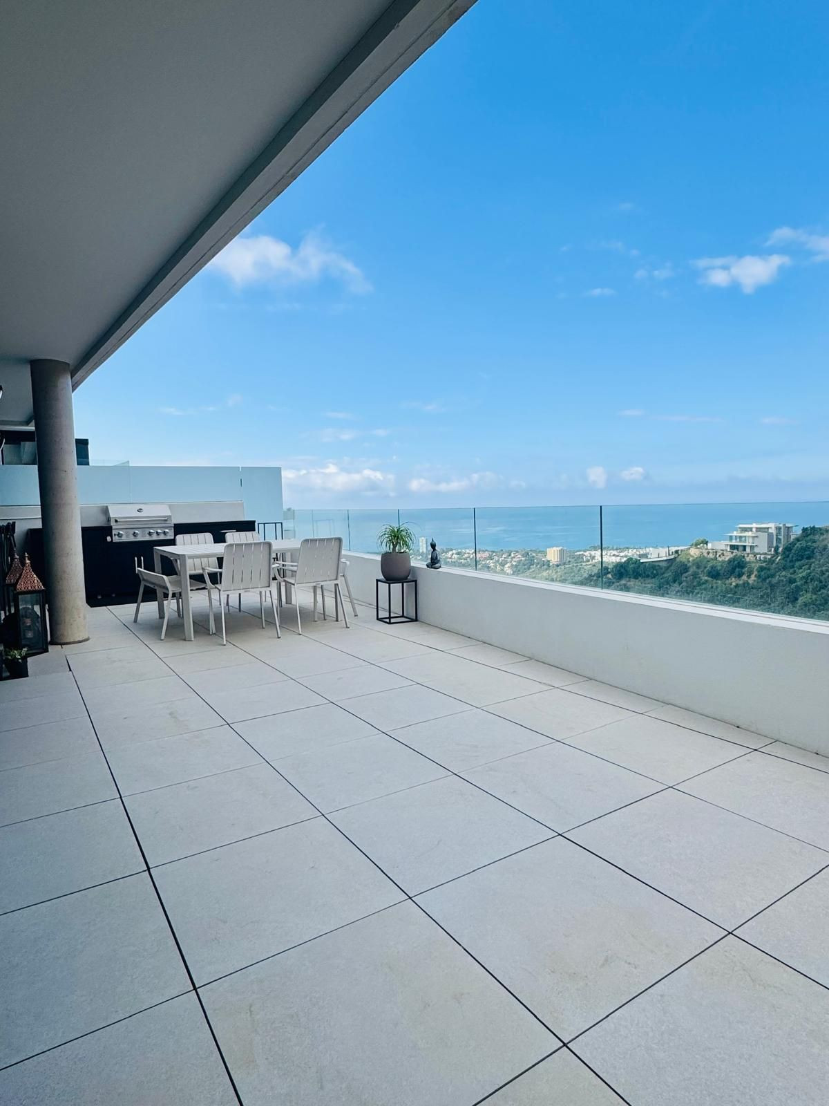 Huis te koop in Marbella | 3 slaapkamers H5380975