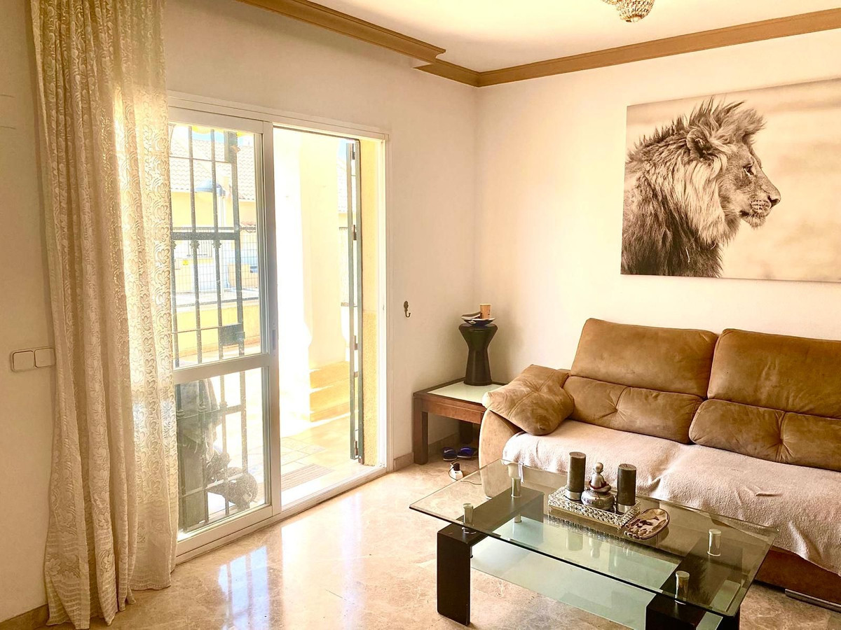 Huis te koop in Marbella | 4 slaapkamers H5382739